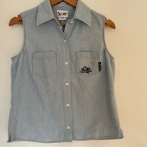 Walt Disney World Winnie the Pooh Button Down Tank Size Medium
